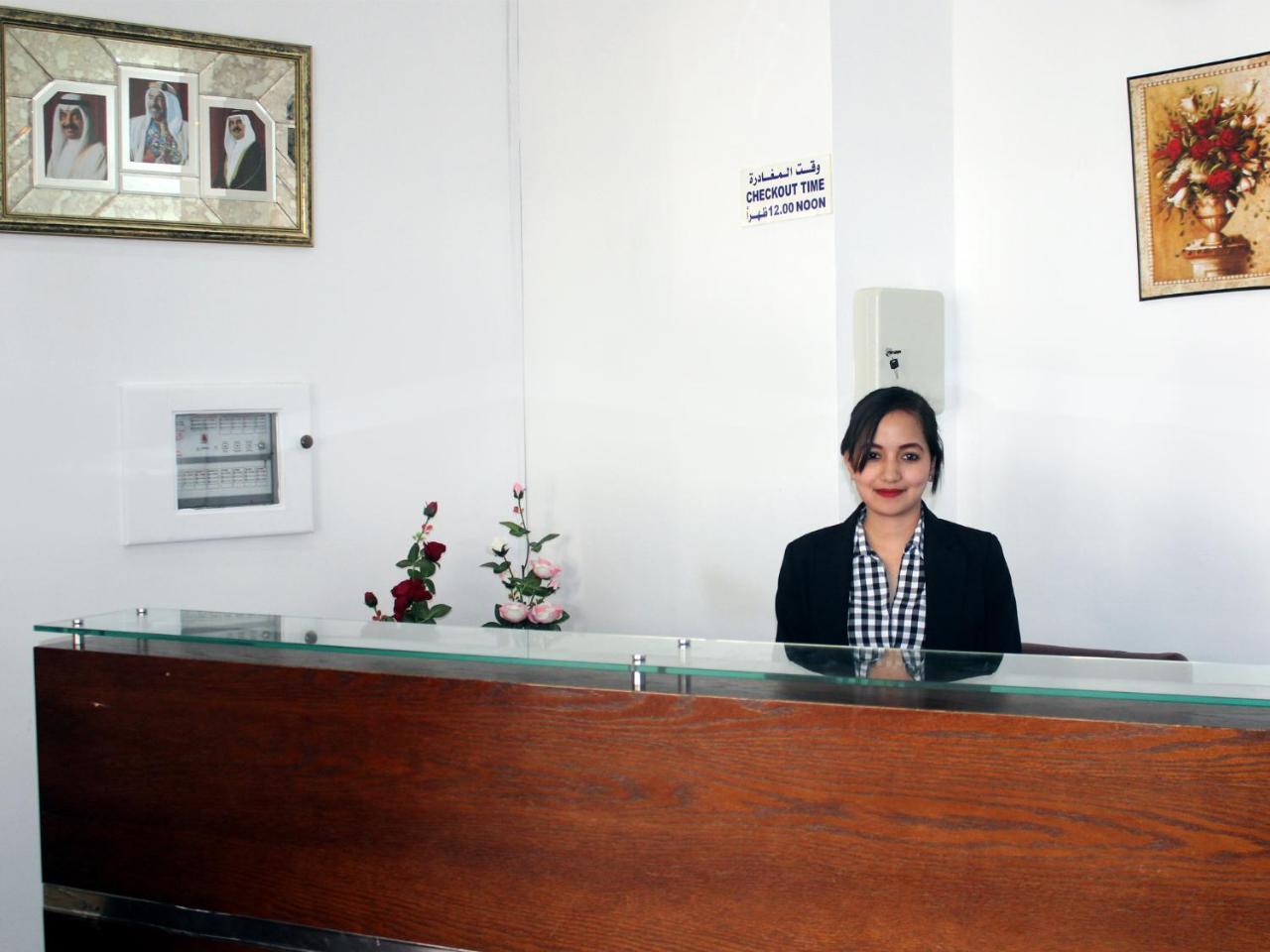Landmark 2 Hotel Al-Manamah Bagian luar foto