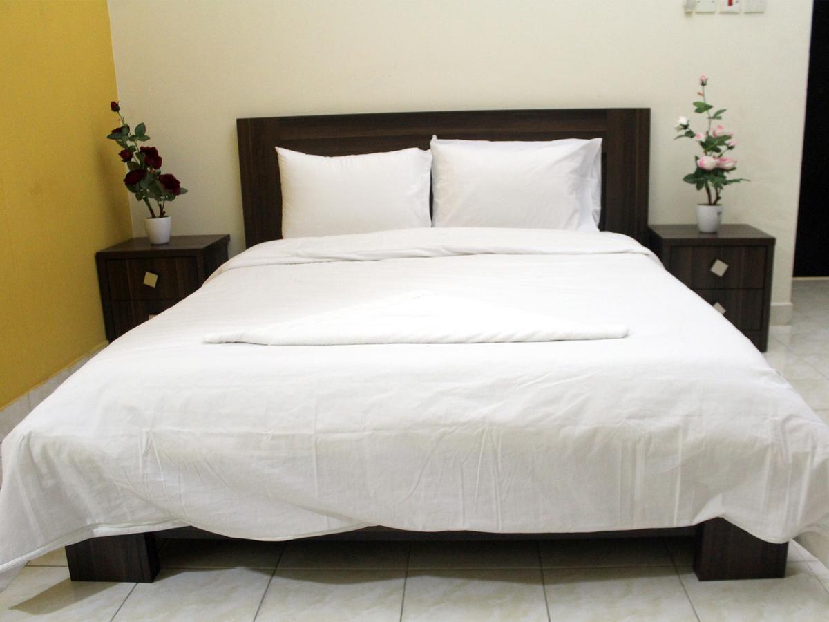 Landmark 2 Hotel Al-Manamah Bagian luar foto