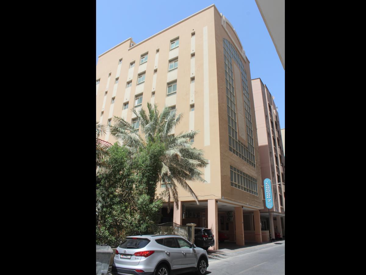 Landmark 2 Hotel Al-Manamah Bagian luar foto