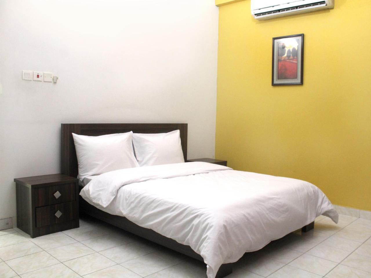 Landmark 2 Hotel Al-Manamah Bagian luar foto